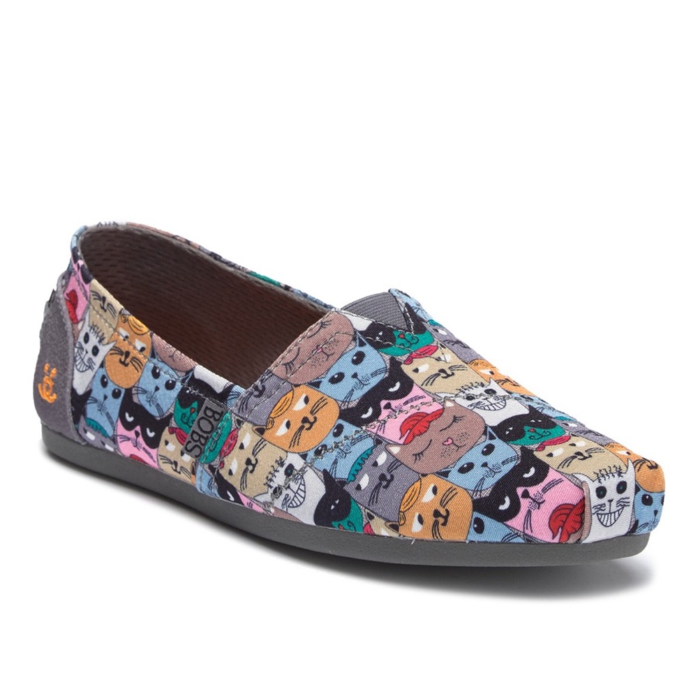 Cat Scratch Party Memory Foam Bobs